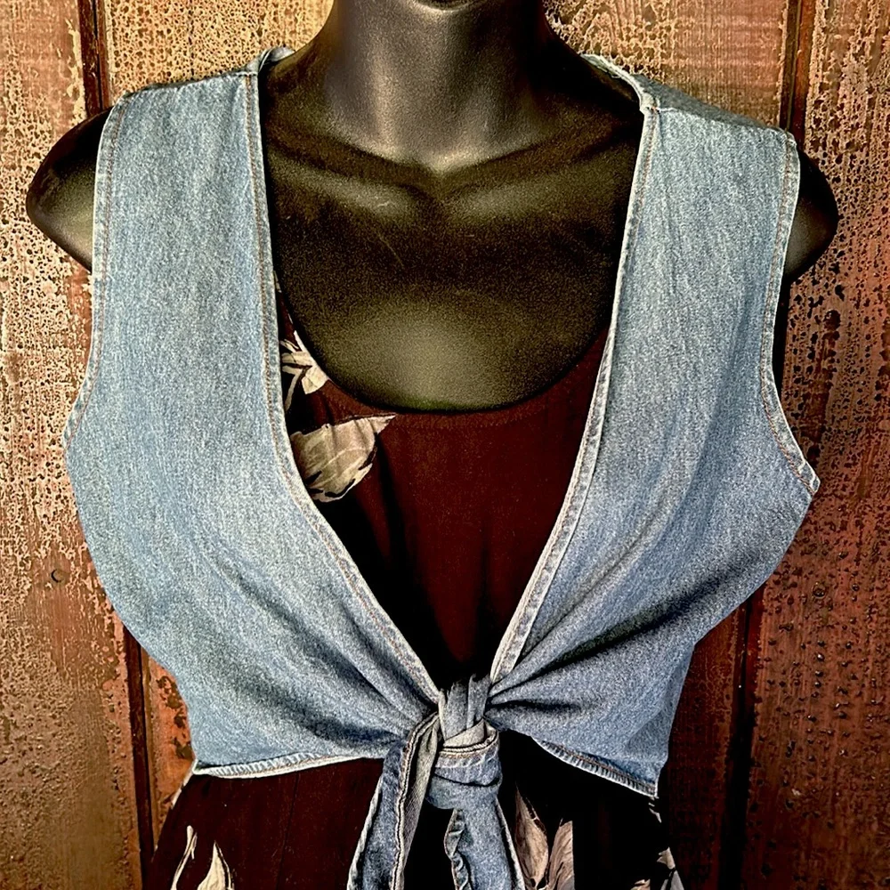 SOLD on Depop-Vintage 90s Grunge Floral Sleeveless Sun Dress with Tie Denim Top - Picture 2 of 6